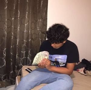 Meet your Posher, Delford